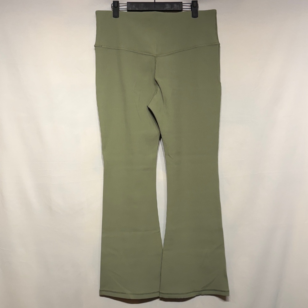 Athleta Elation Rib Crop Flare Pants Eucalyptus Olive Size XL Tall - Picture 7 of 11
